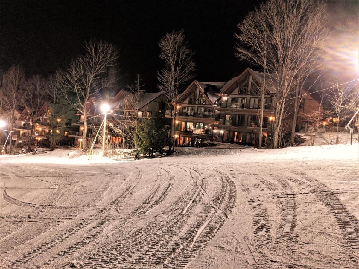 Au Pied Des Pentes Apartment Bromont Exterior photo